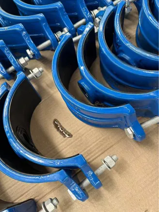 Braçadeira de sela de ferro dúctil de PVC